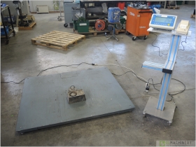Pesa bancali e stampante etichette  SOC. COOP BILANCIAI e WOLD WEIGHT E-520 Ac 8562  000 10