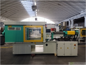 ARBURG 520C 2000-675 In 9680 AR 200 02